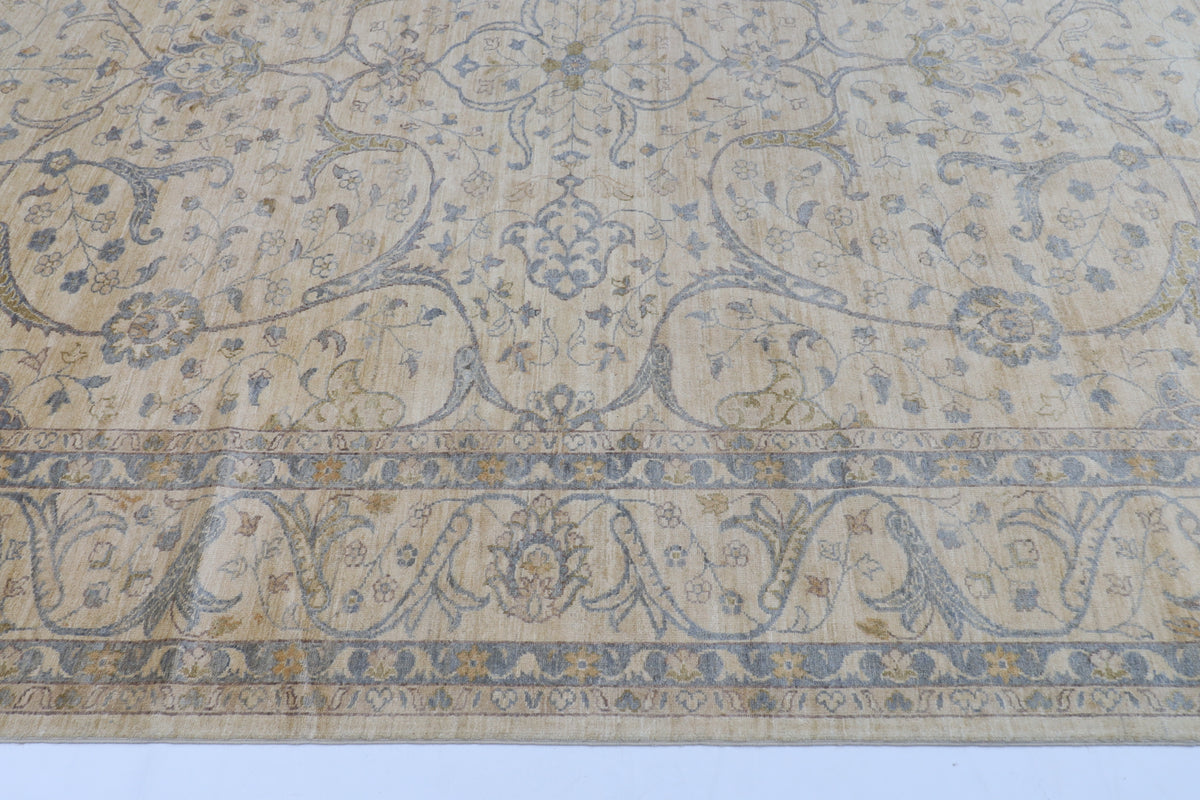 271 x 363 cm | Beige Afghan Veg Dye Wool carpet