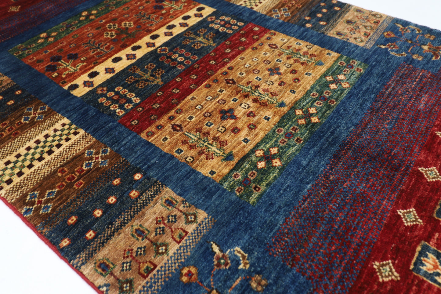 83 x 136 cm | Gabbeh Afghan Tribal Hand Knotted Veg Dye Wool Carpet