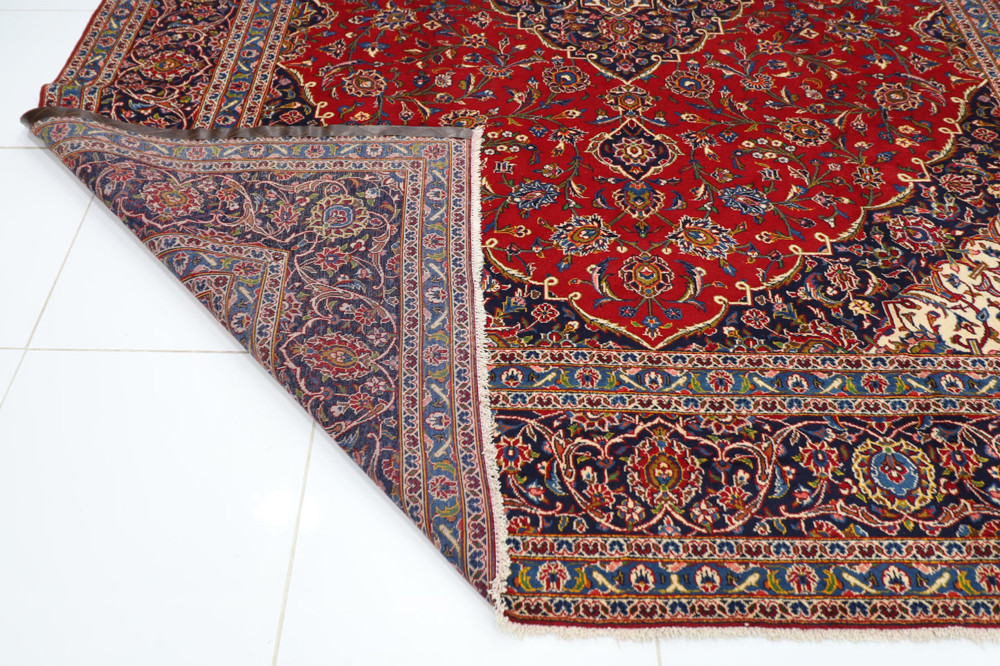 303 x 397 cm | Heriz Tribal Hand Knotted Carpet
