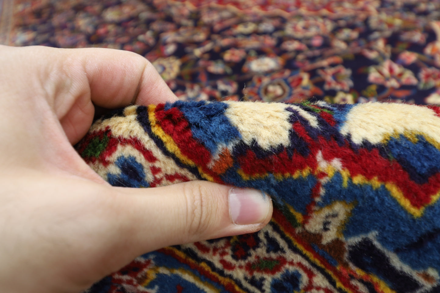 291 x 401 cm | Heriz Tribal Hand Knotted Carpet