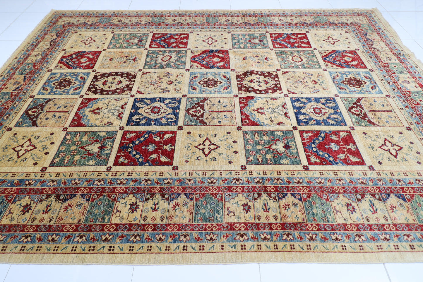 271 x 373 cm | Bakhtiari Afghan Tribal Hand Knotted Carpet