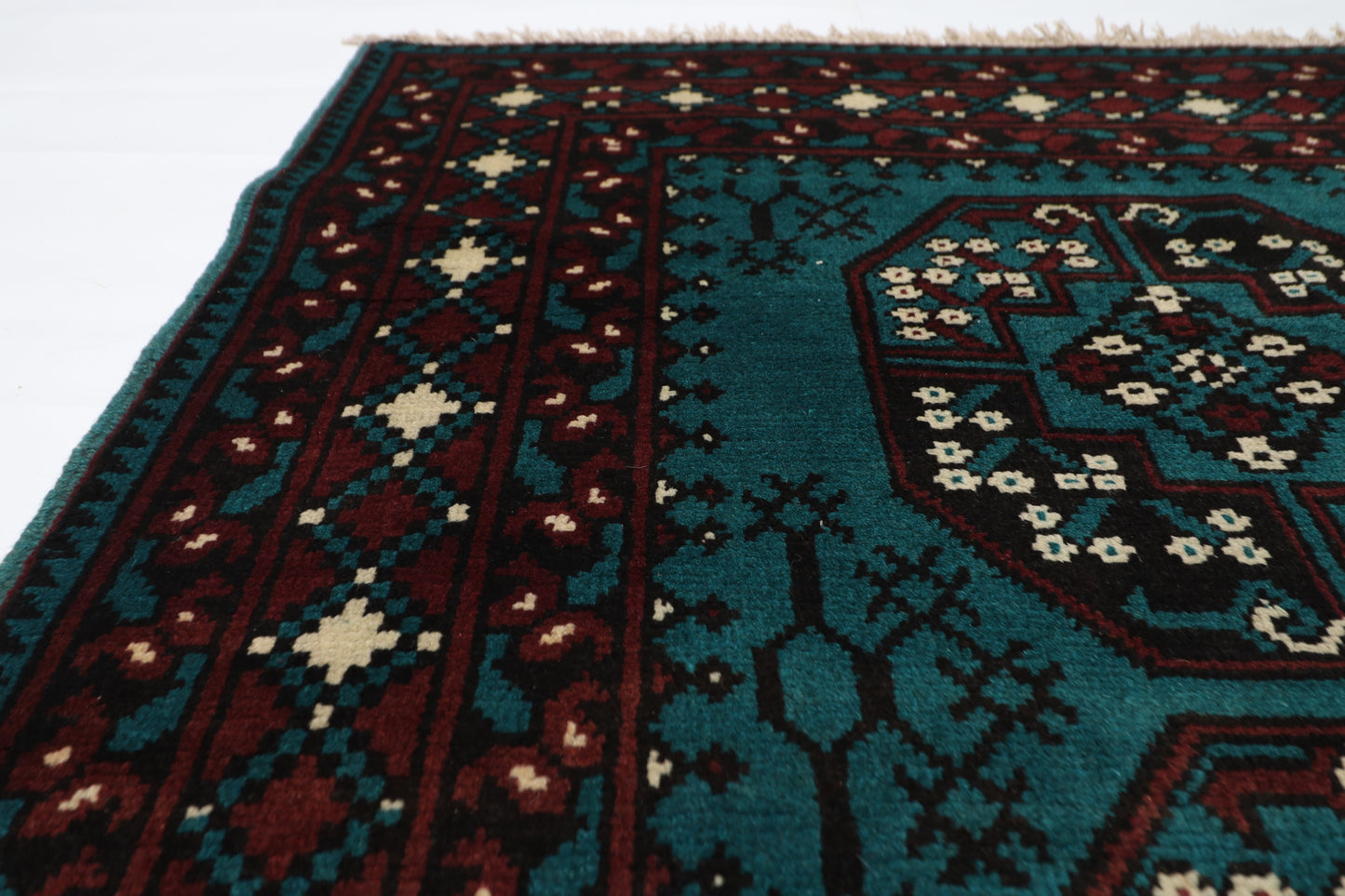 158 x 249 cm | Akja Bokhara Afghan Tribal Hand Knotted Veg Dye Wool Carpet