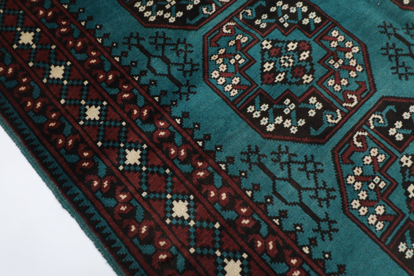 158 x 249 cm | Akja Bokhara Afghan Tribal Hand Knotted Veg Dye Wool Carpet
