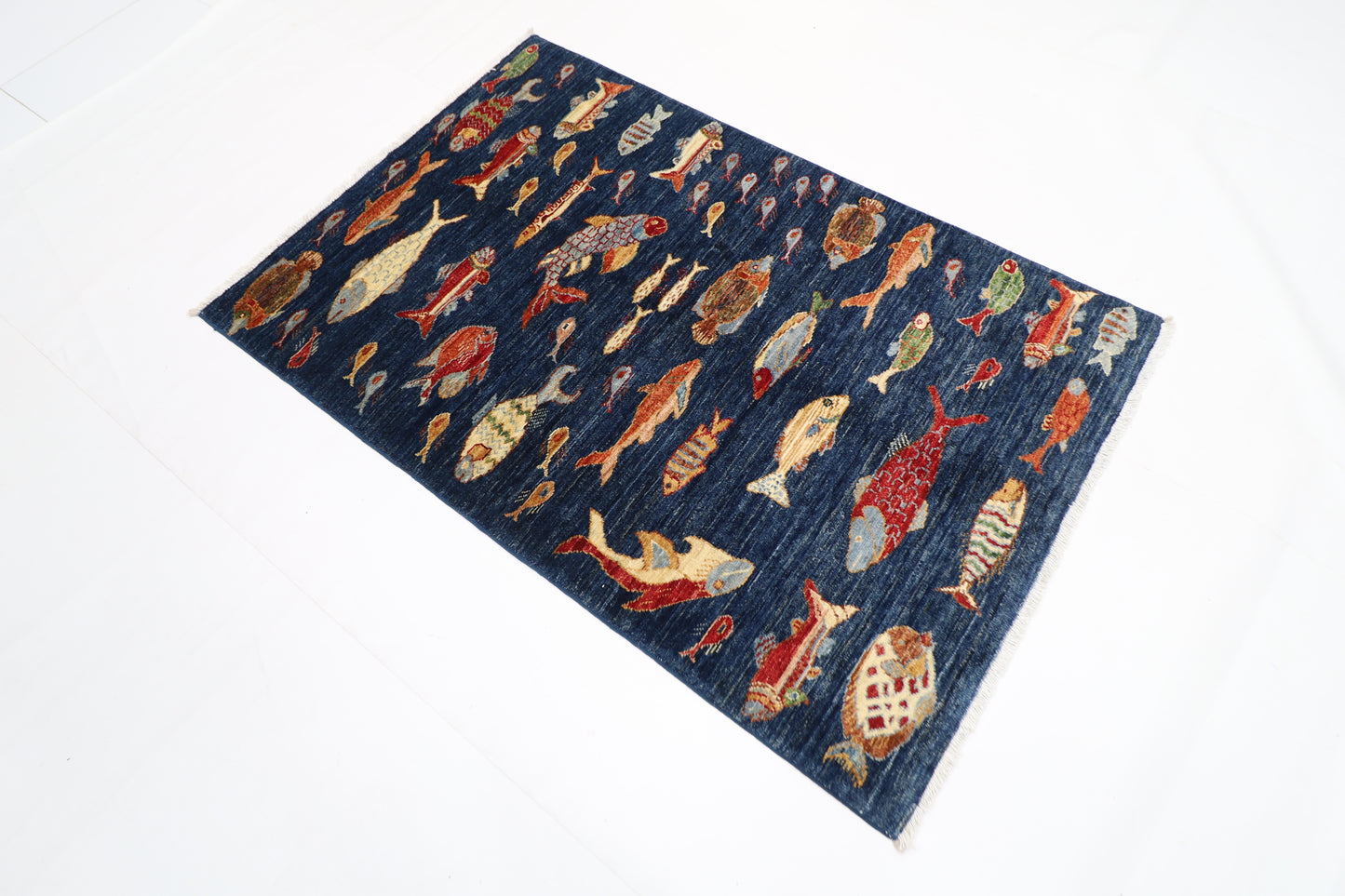103 x 154 cm | Fish Party Afghan Hand Knotted Carpet