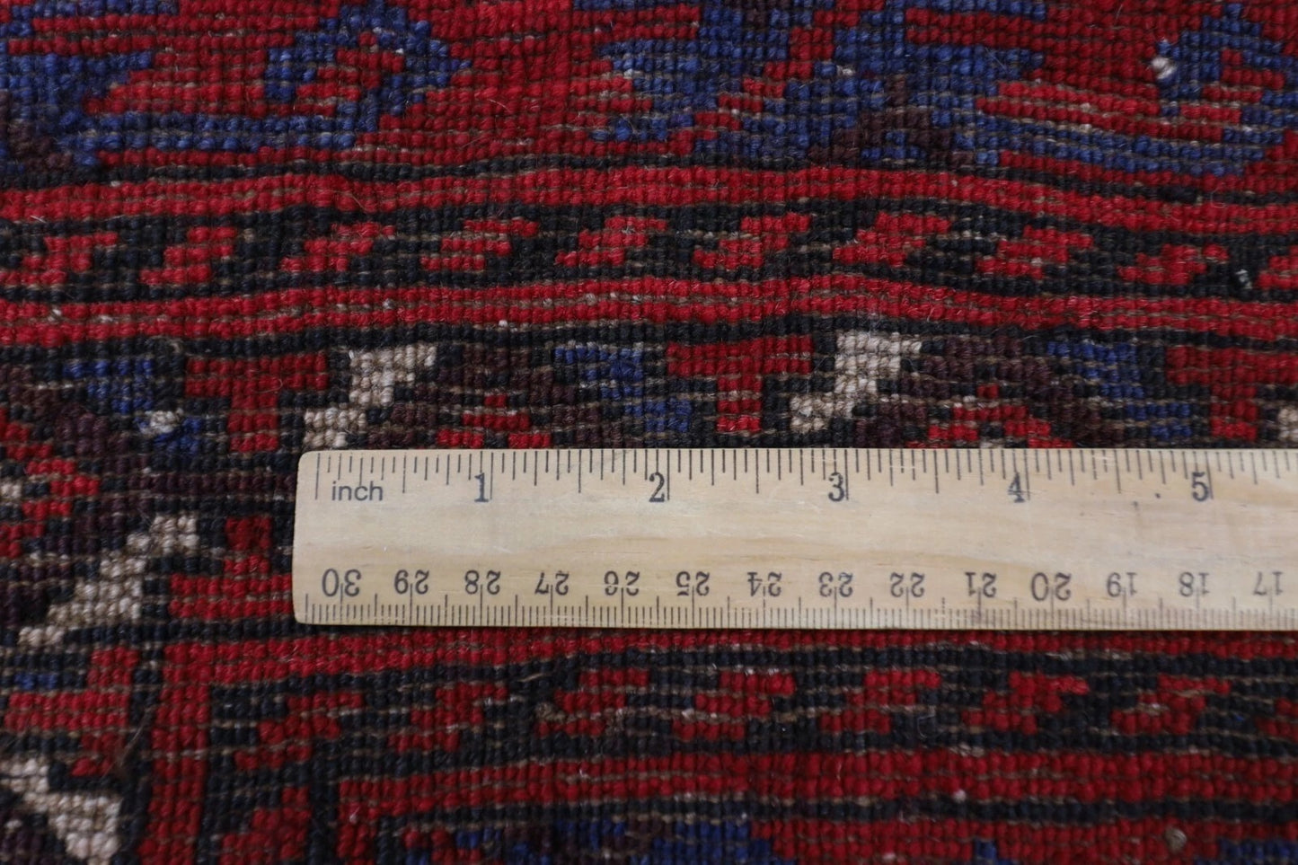 136 x 200 cm | Baluchi Afghan Tribal Hand Knotted Veg Dye Wool carpet