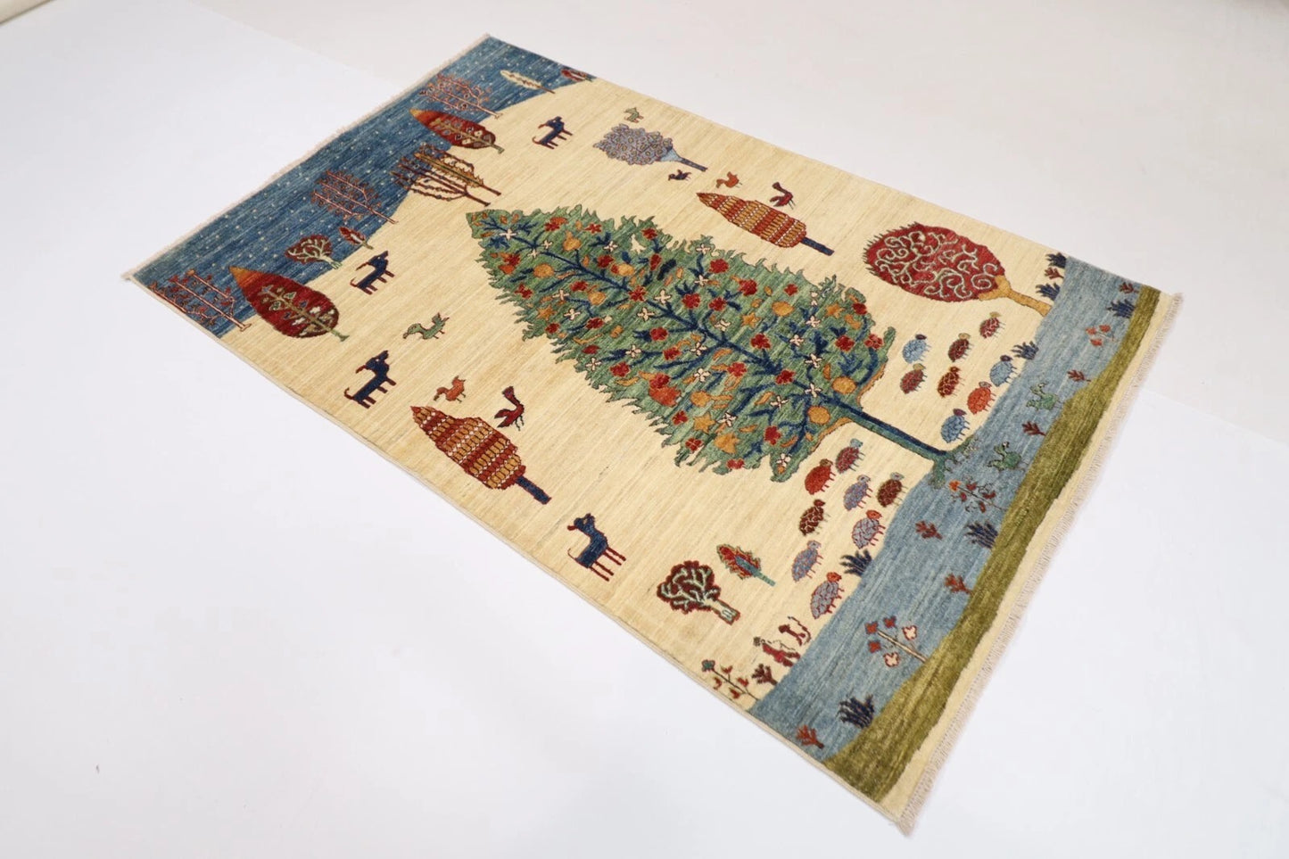 124 x 195 cm | Afghan Tribal Hand Knotted Veg Dye Wool carpet