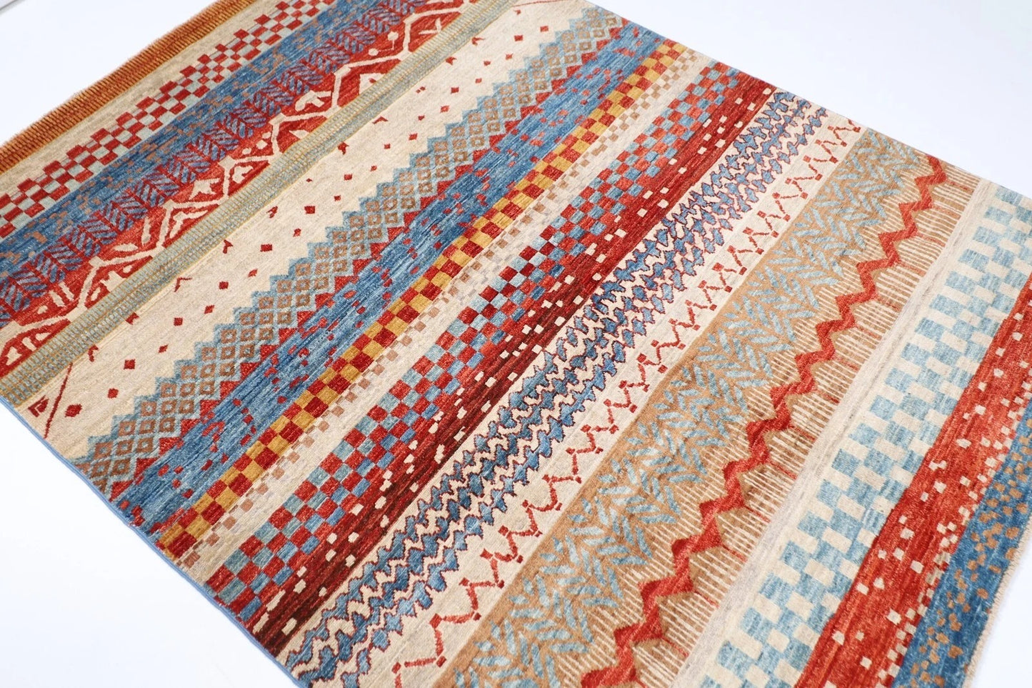 156 x 210 cm | Fine Afghan Tribal Hand Knotted Veg Dye Wool Carpet