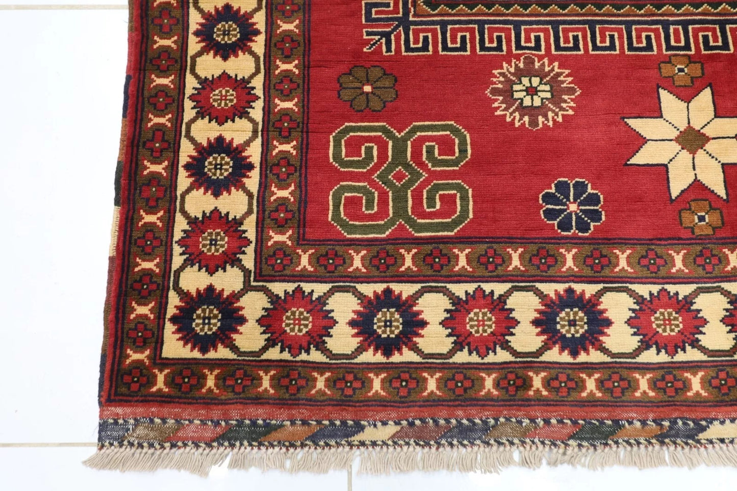 156 x 195 cm | Tribal Hand Knotted Veg Dye Wool Carpet