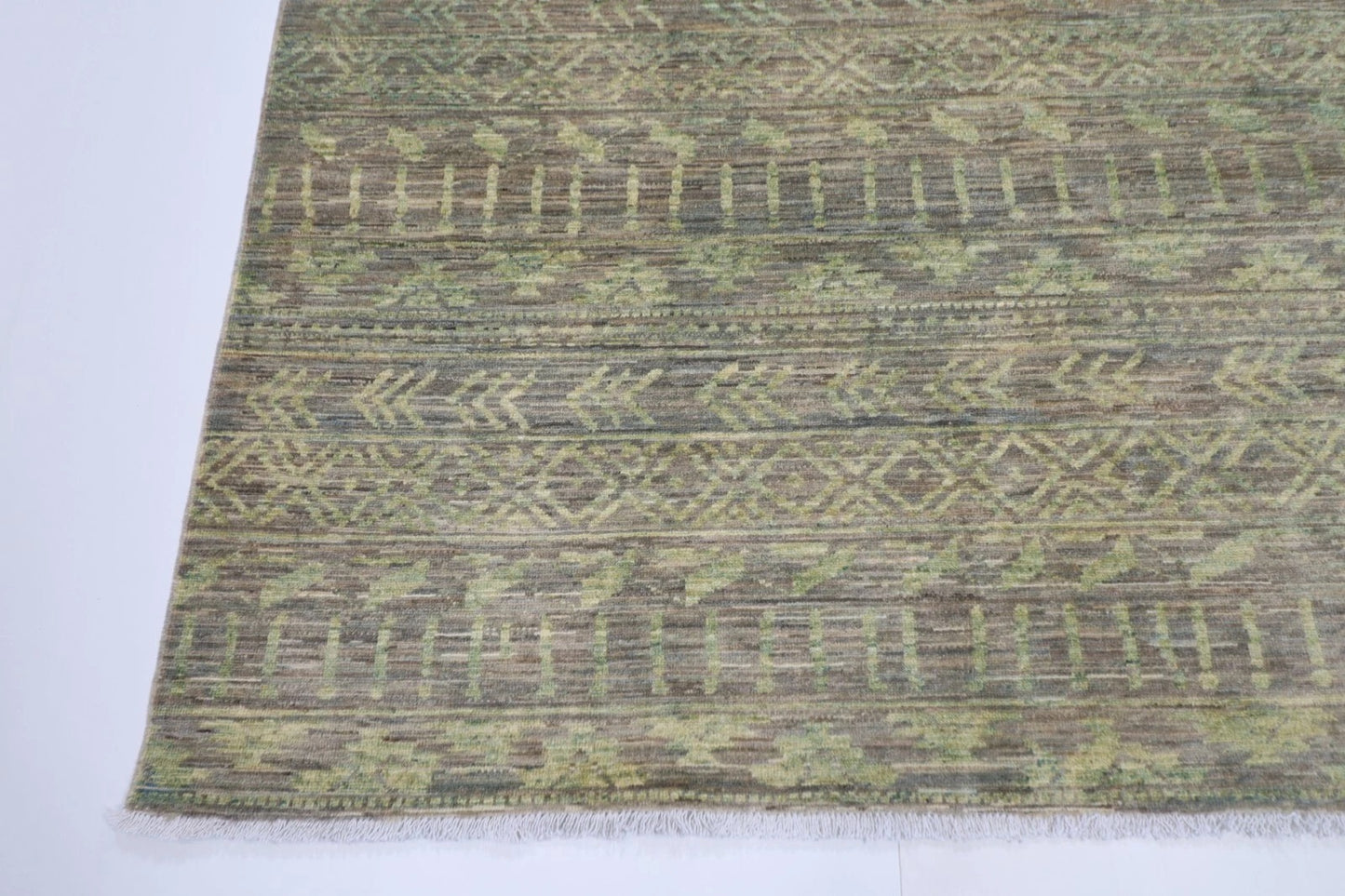 180 x 263 cm | Gabbeh Gray Afghan Tribal Hand Knotted Veg Dye Wool Carpet