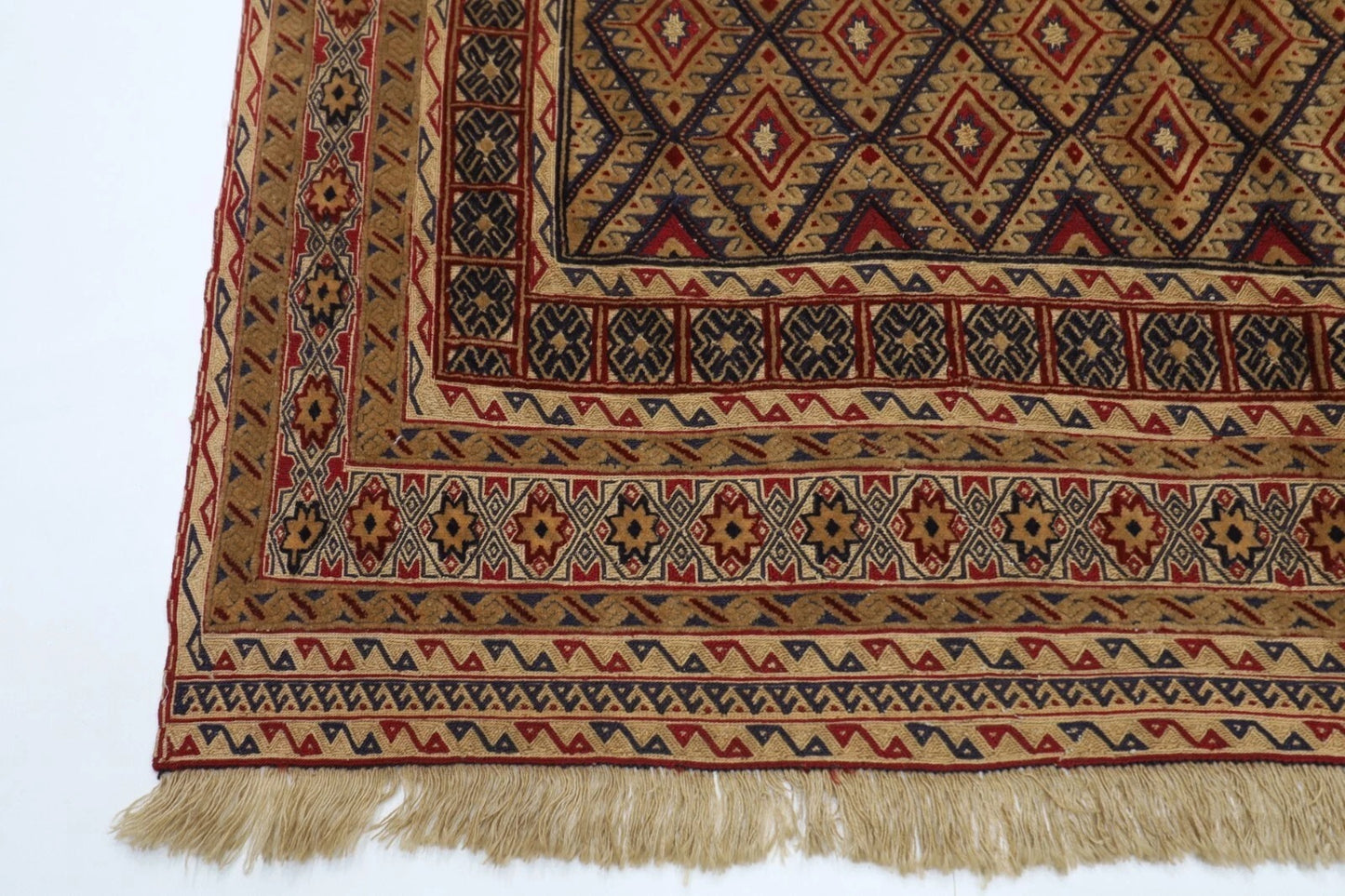 149 x 164 cm | Accent Afghan Tribal Hand Knotted Veg Dye Wool carpet