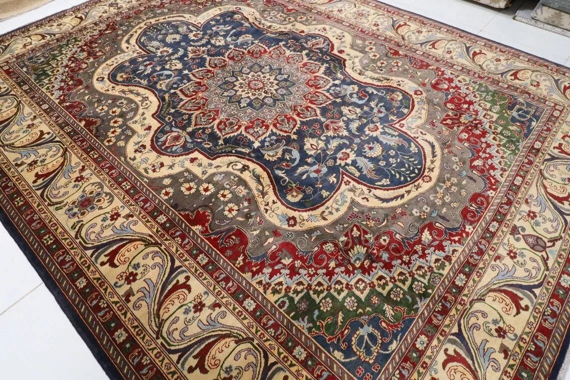 301 x 390 cm | Heriz Afghan Tribal Hand Knotted Carpet