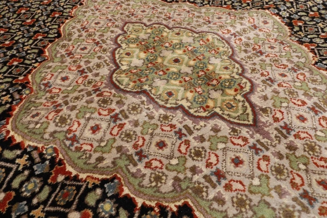 137 x 222 cm | Heriz Tribal Hand Knotted Veg Dye Wool Carpet