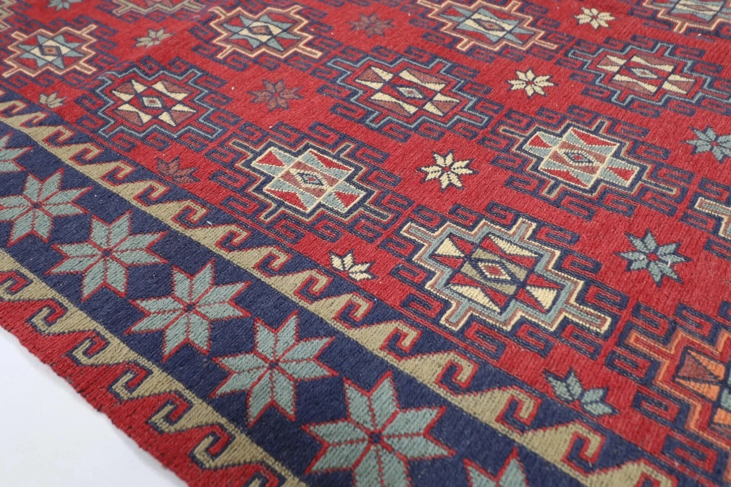136 x 181 cm | Sumak Tribal Hand Knotted Veg Dye Wool Kilim