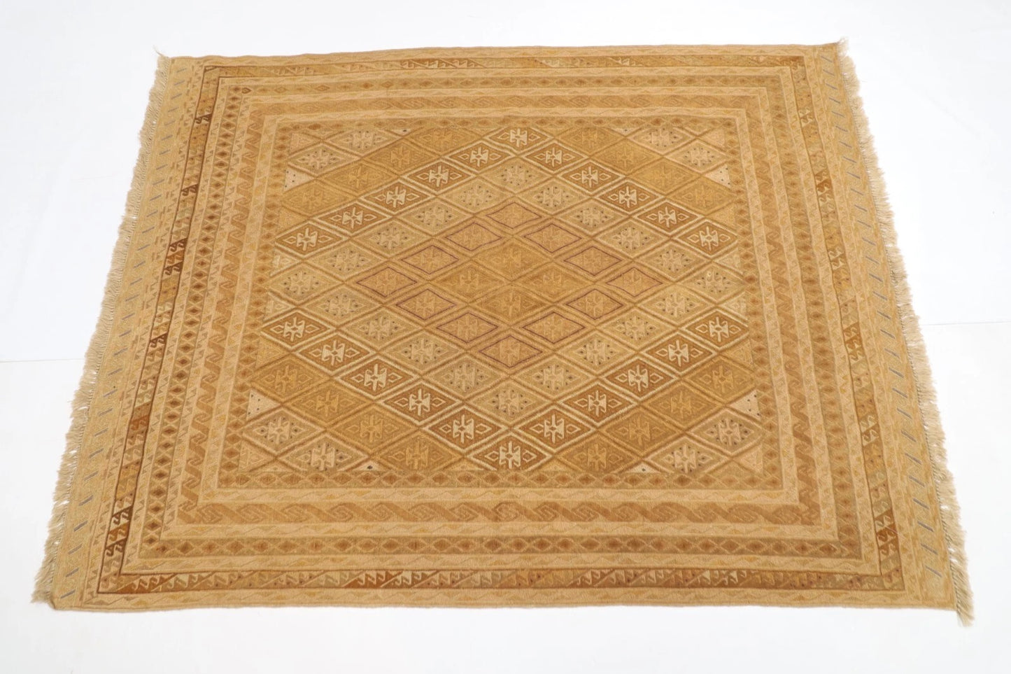 143 x 201 cm | Flat Weave Tribal Hand Knotted Veg Dye Wool Carpet