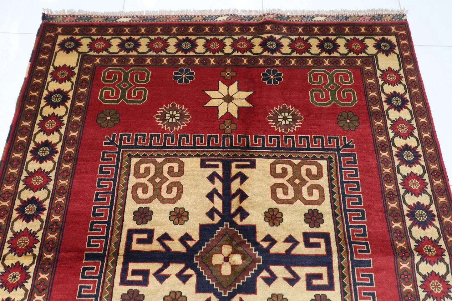 156 x 195 cm | Tribal Hand Knotted Veg Dye Wool Carpet