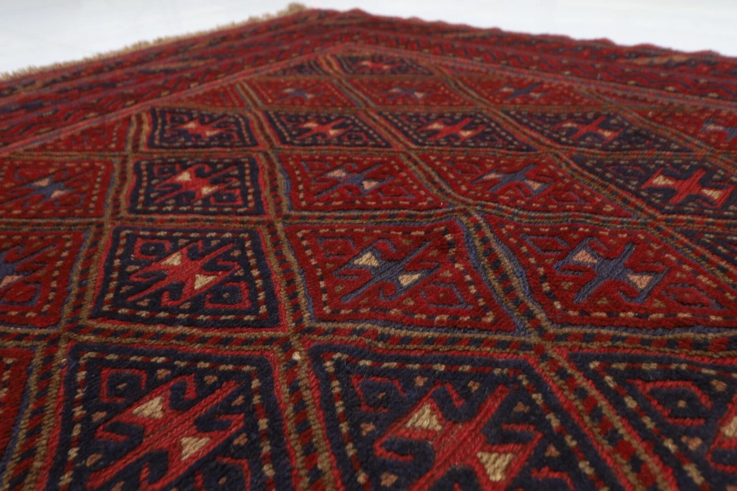 153 x 182 cm | Accent Afghan Tribal Hand Knotted Veg Dye Wool Carpet