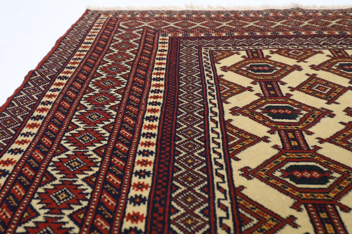 123 x 175 cm | Afghan Tribal Hand Knotted Veg Dye Wool carpet