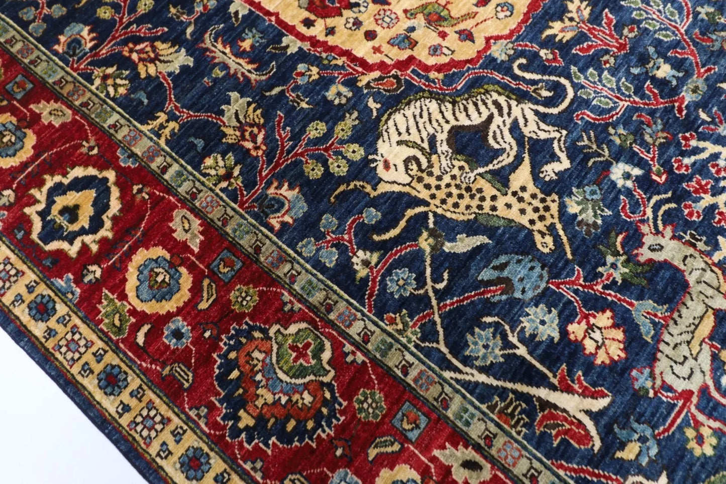 199 x 298 cm | Animal Afghan Tribal Hand Knotted Carpet