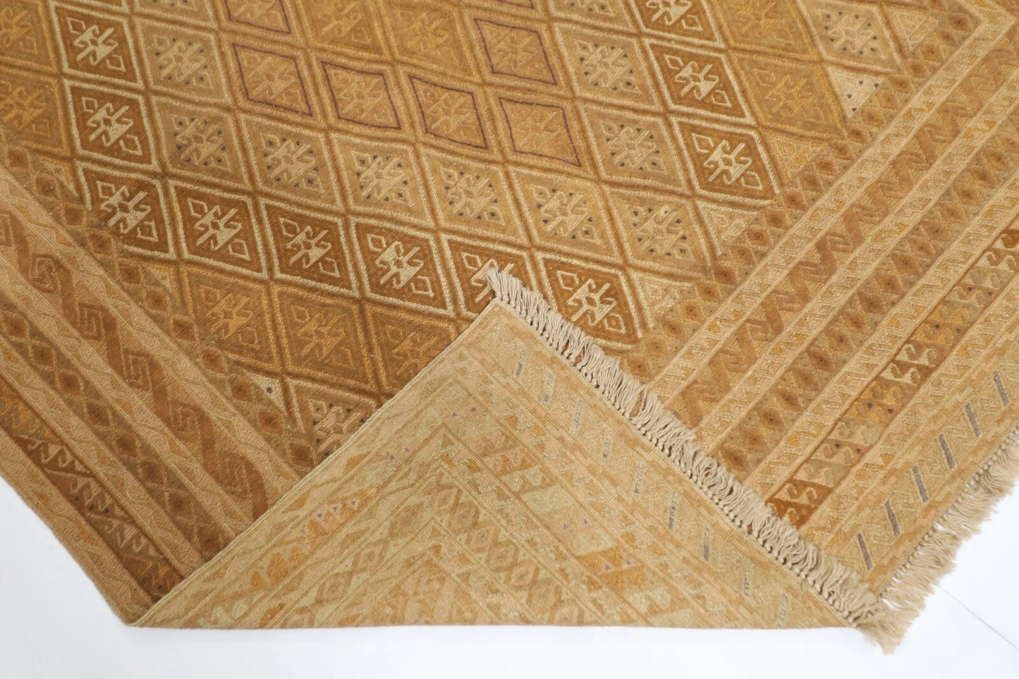 143 x 201 cm | Flat Weave Tribal Hand Knotted Veg Dye Wool Carpet