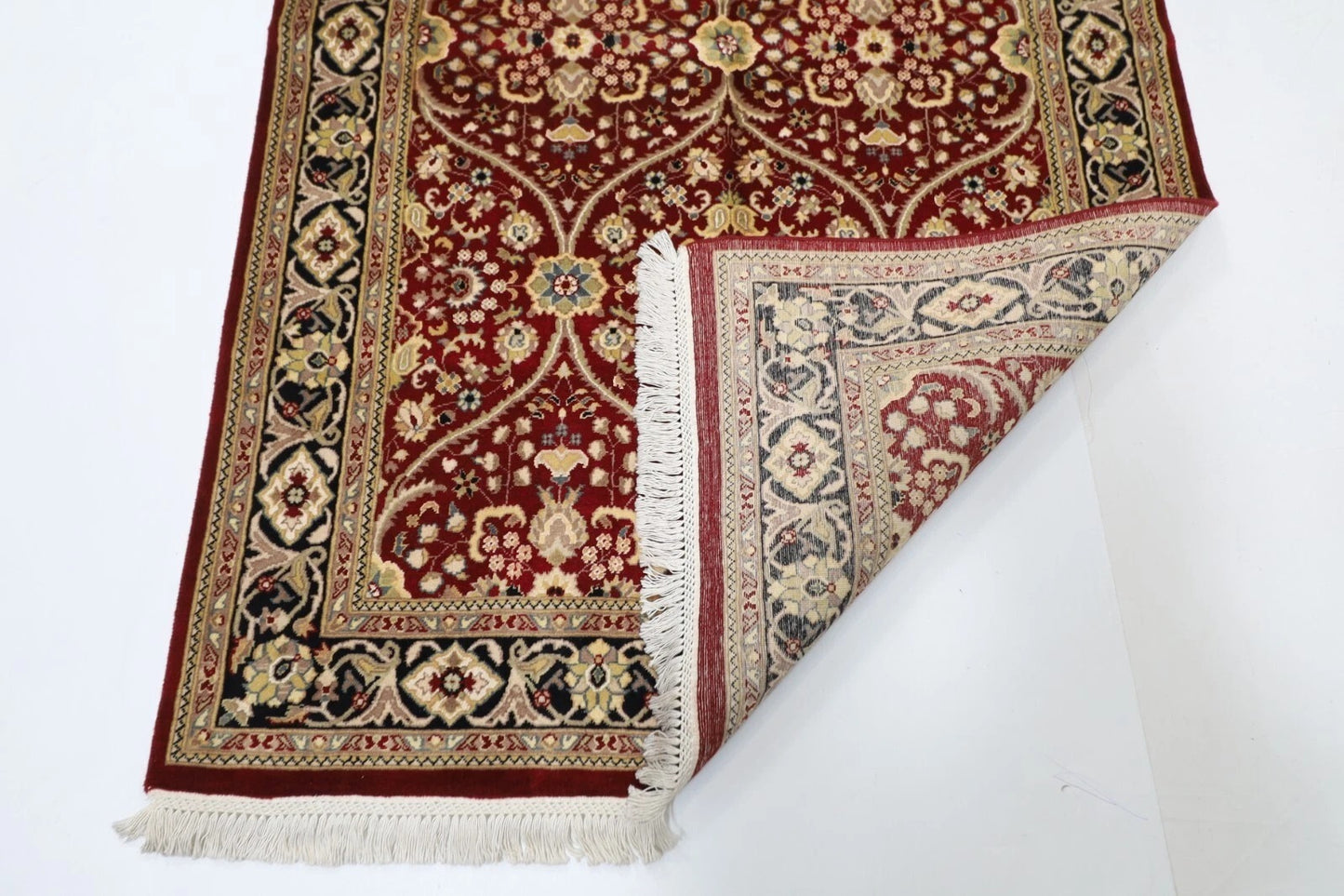 124 x 194 cm | Tribal Hand Knotted Veg Dye Wool carpet