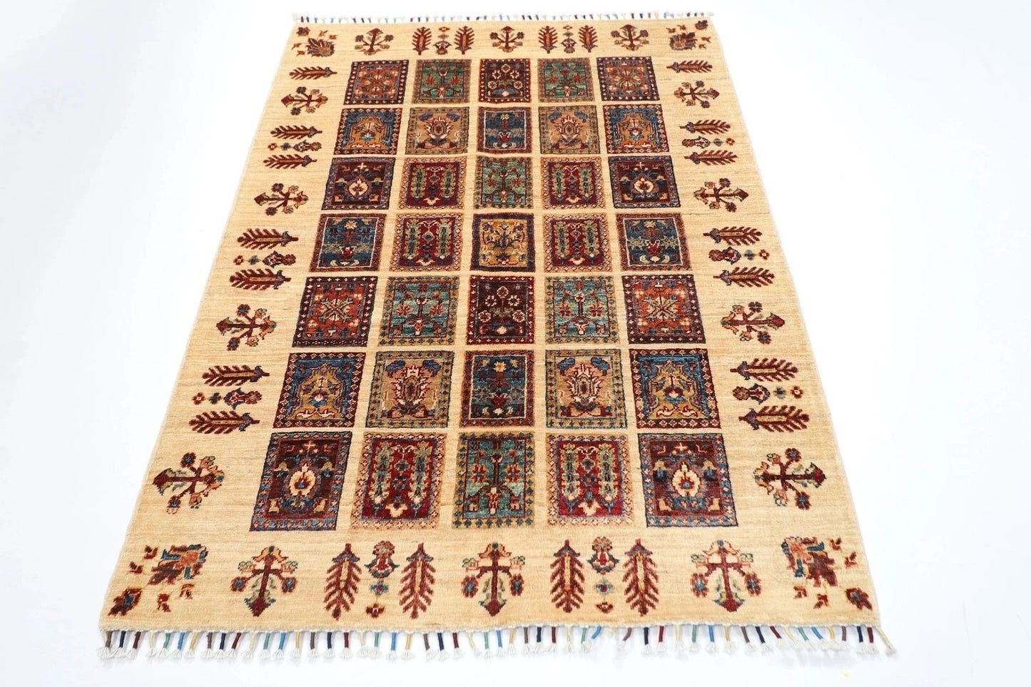 123 x 174 cm | Bakhtiari Afghan Tribal Hand Knotted Veg Dye Wool carpet