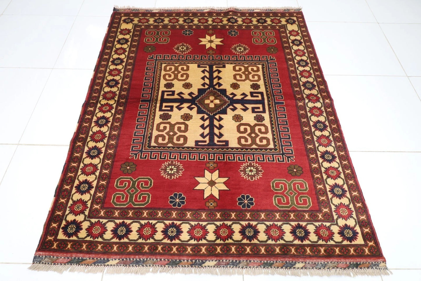 156 x 195 cm | Tribal Hand Knotted Veg Dye Wool Carpet