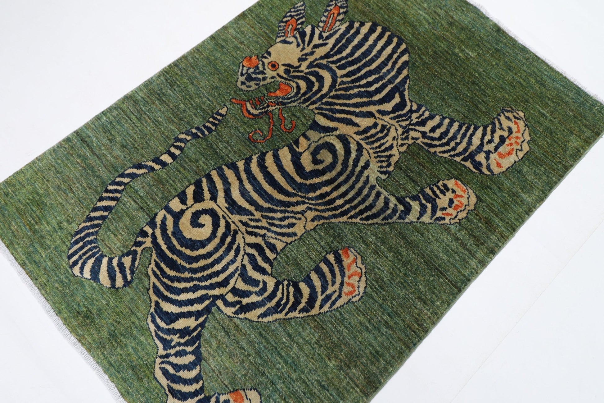103 x 148 cm | Tribal Tiger Green Area Rug Afghan Hand Knotted veg Dye Wool carpet - ART WOOL CARPET