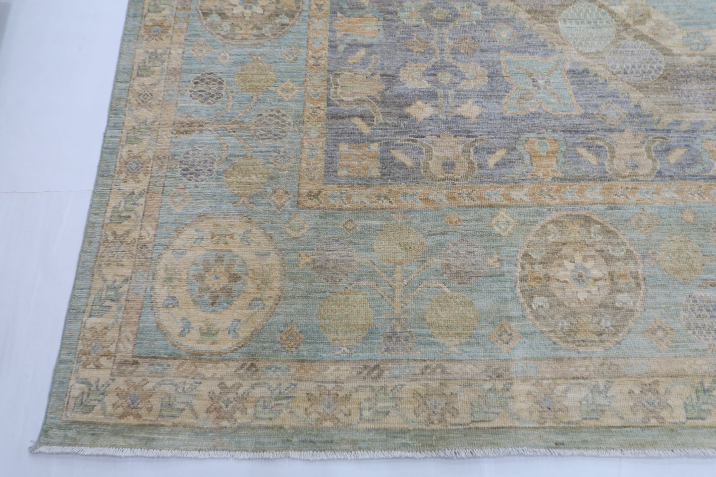 369 x 554 cm | Oriental Suzani Area Rug Afghan Hand Knotted Veg Dye Wool carpet