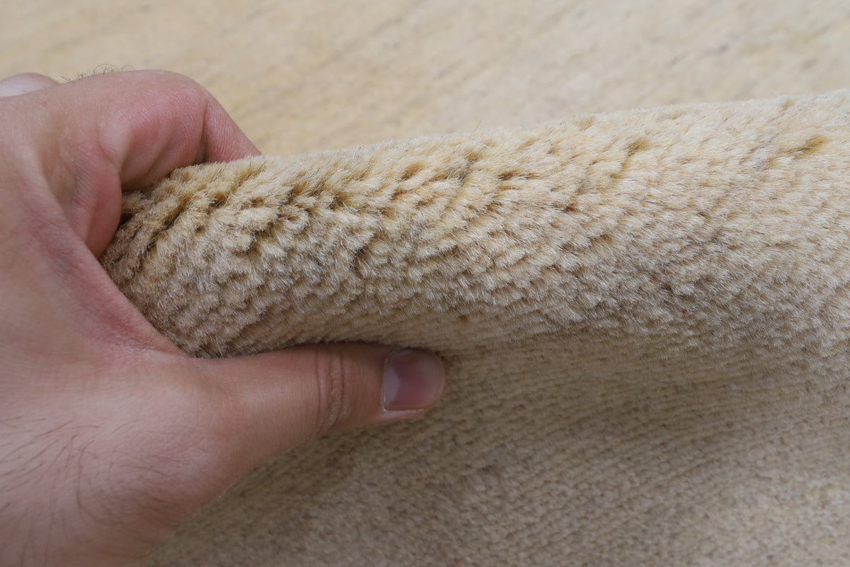 288 x 364 cm | Plain Gabbeh Afghan Veg Dye Wool carpet