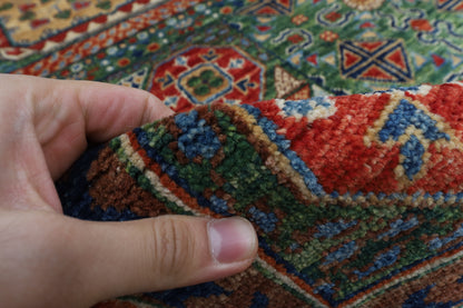 358 × 446 سم | سجادة صوف أفغانية مملوكية خضراء بصبغة نباتية