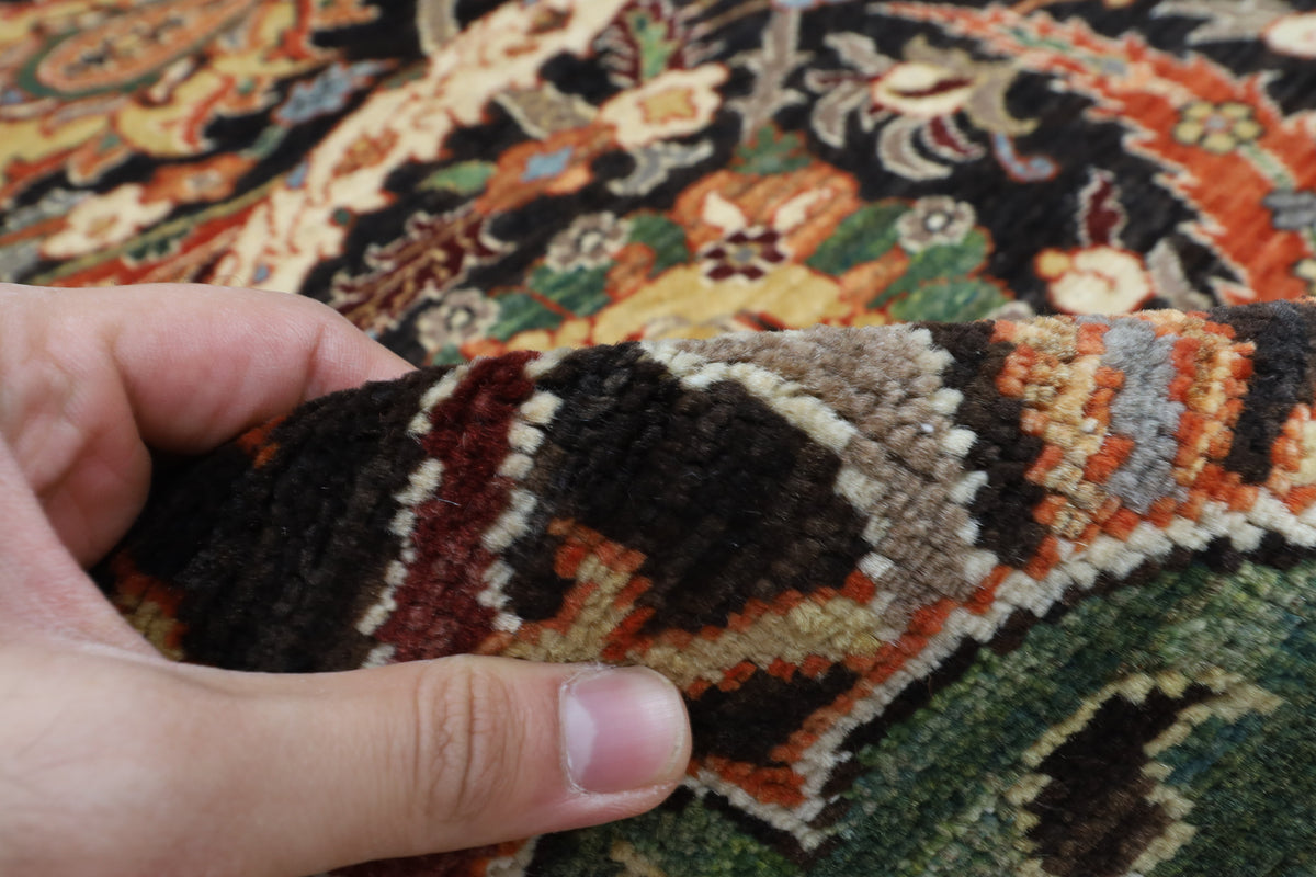 281 x 365 cm | Sickle Leaf Afghan Veg Dye Wool carpet