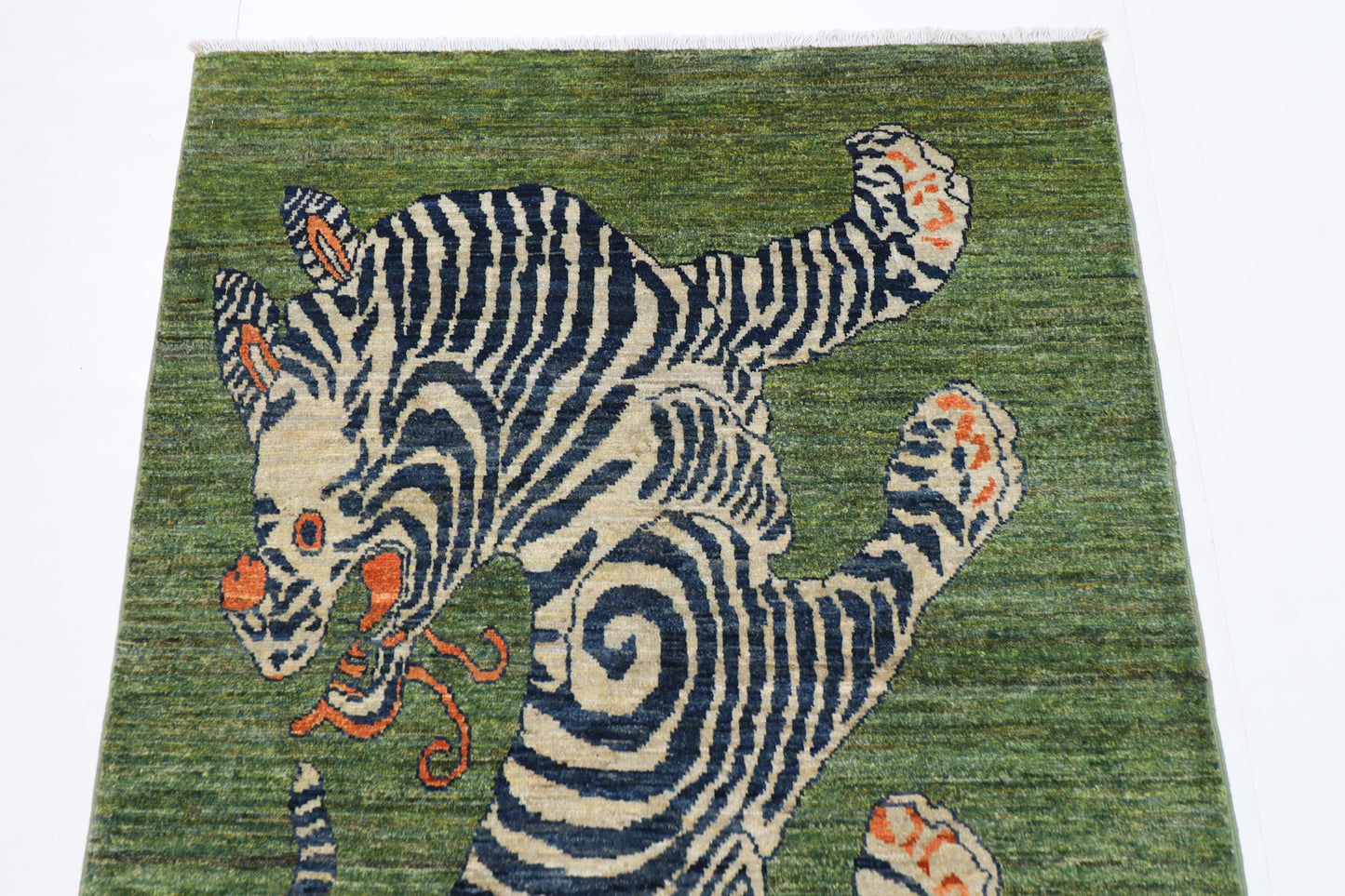 101 x 149 cm | Tiger Green Area Rug Afghan Hand Knotted veg Dye Wool carpet