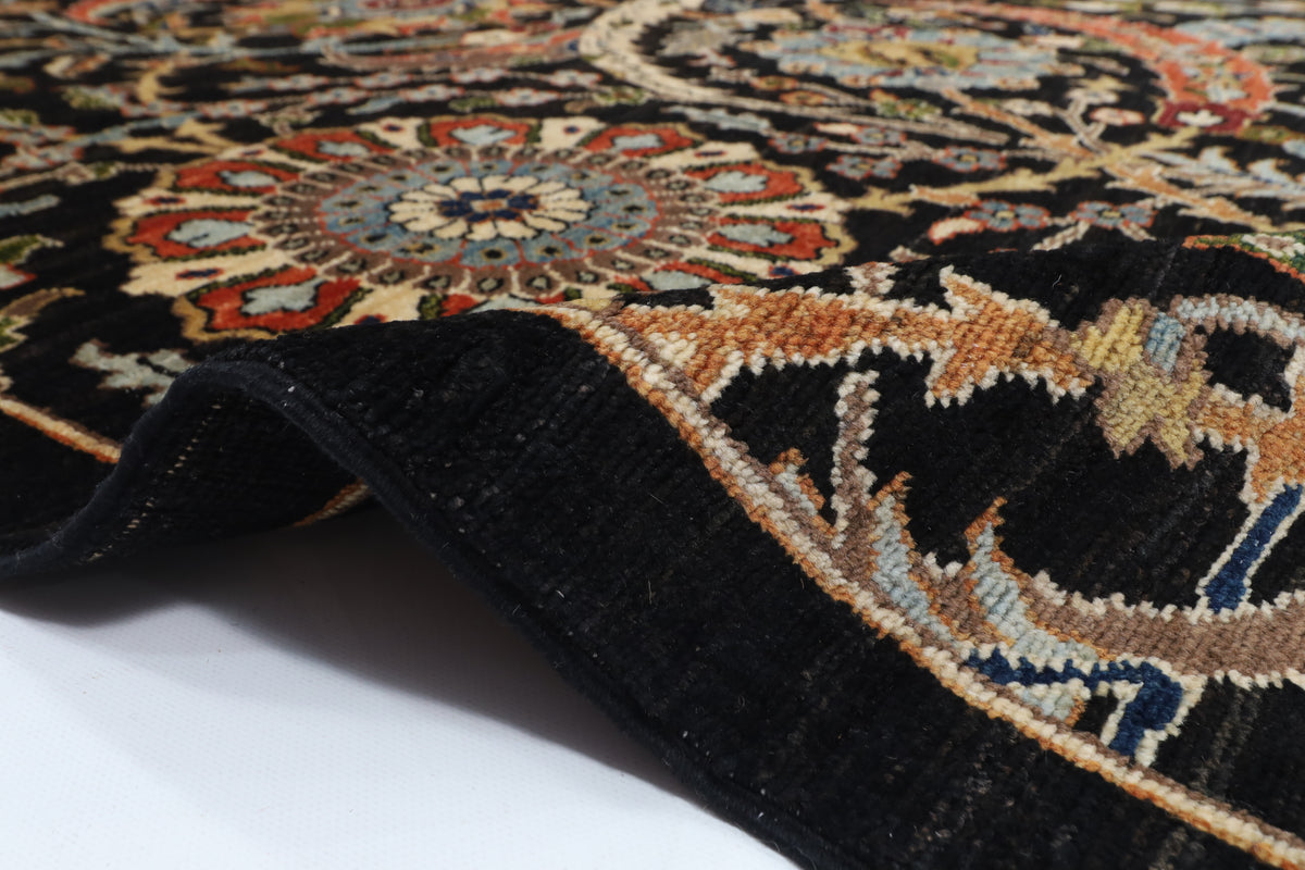 277 x 369 cm | Black Sickle Leaf Afghan Veg Dye Wool carpet