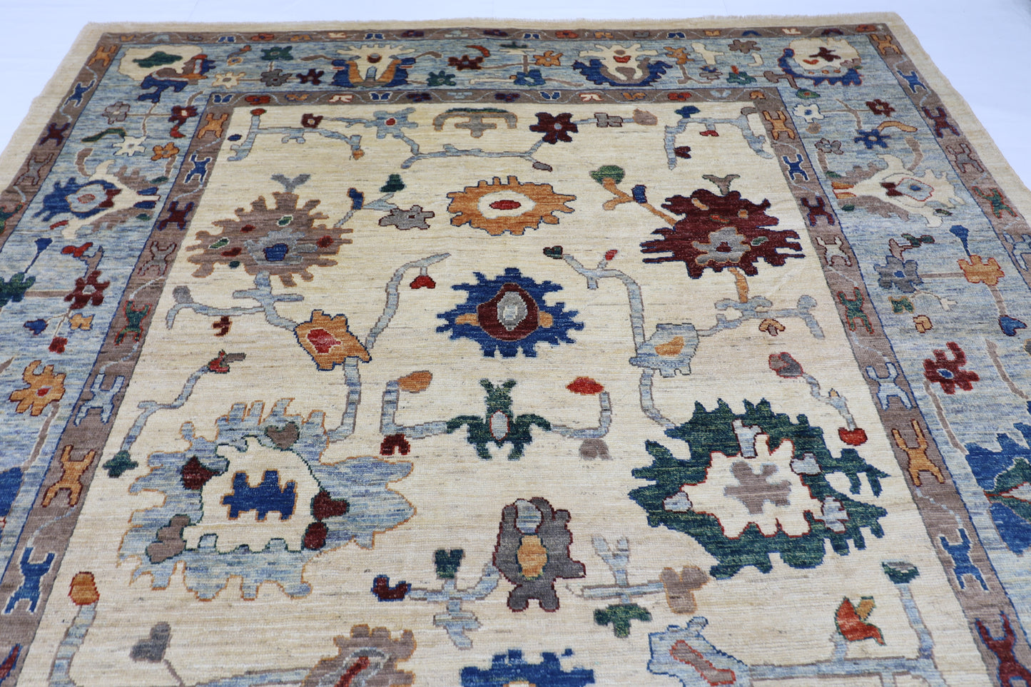 268 x 370 cm | Oushak Creamy Afghan Hand Knotted Carpet
