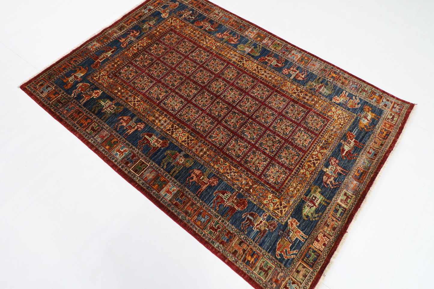 129 x 180 cm | Oriental Animal Area Rug Afghan Hand Knotted Veg Dye Wool carpet