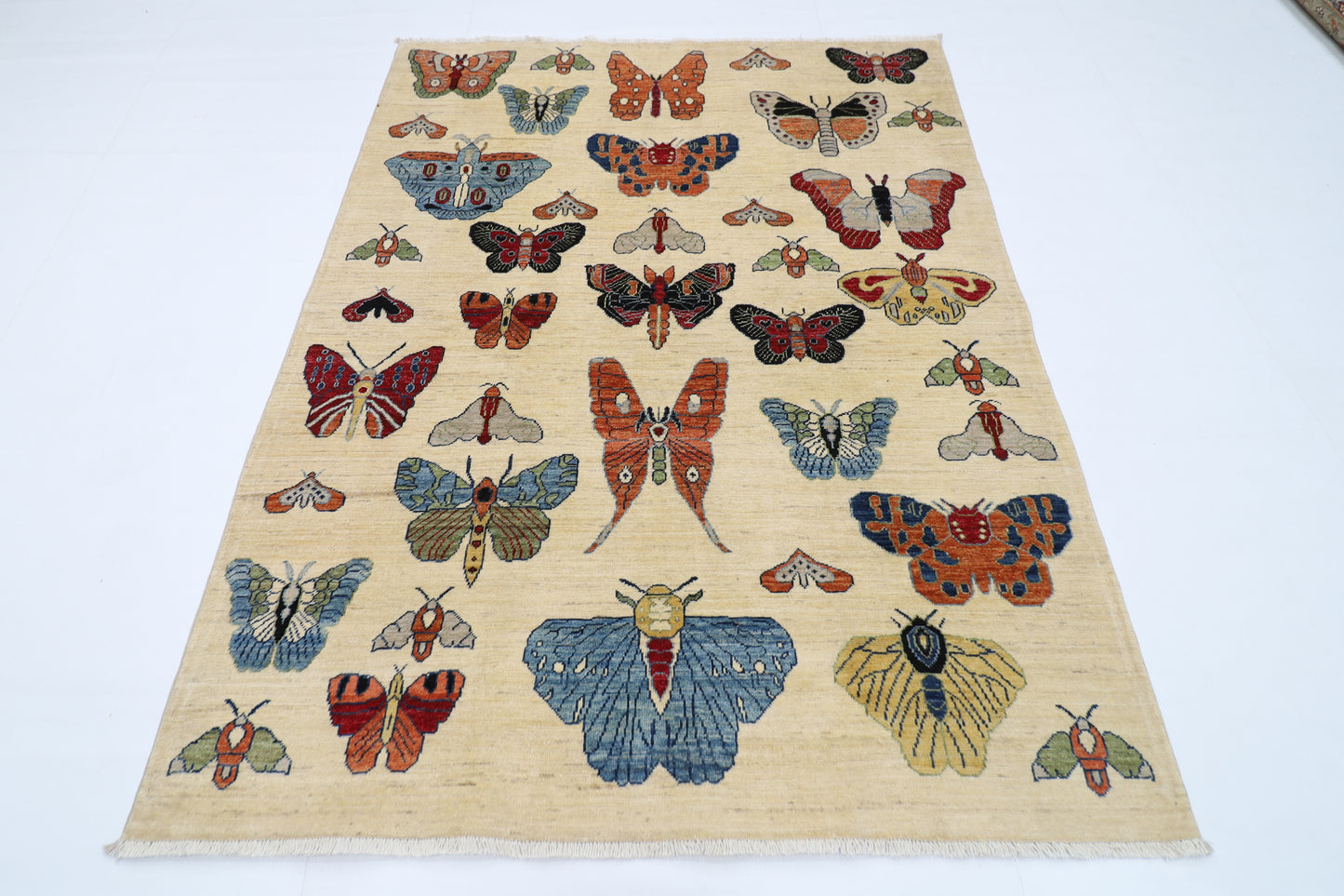 152 x 197 cm | Butterflies Beige Afghan Hand Knotted Carpet