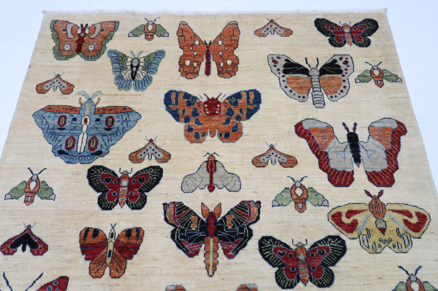 152 x 197 cm | Butterflies Beige Afghan Hand Knotted Carpet