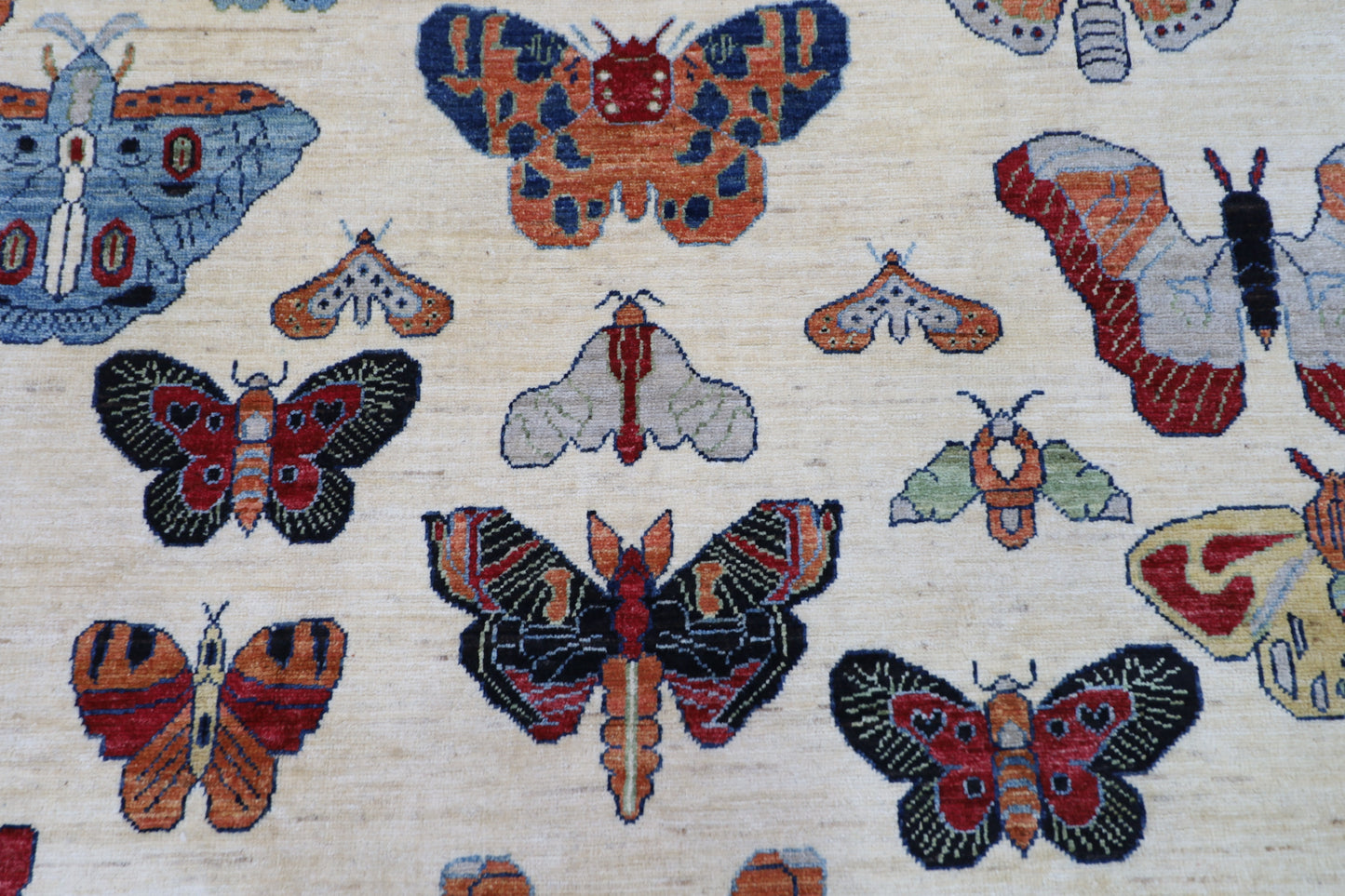152 x 197 cm | Butterflies Beige Afghan Hand Knotted Carpet