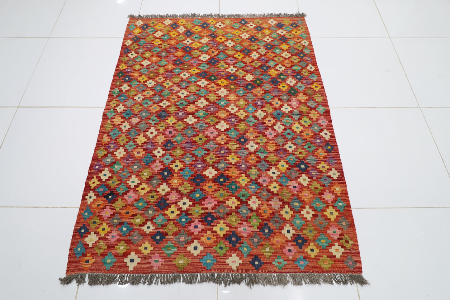 133 x 170 cm | Multicolor Wool Kilim Area Traditional Hand Woven Oriental Carpet