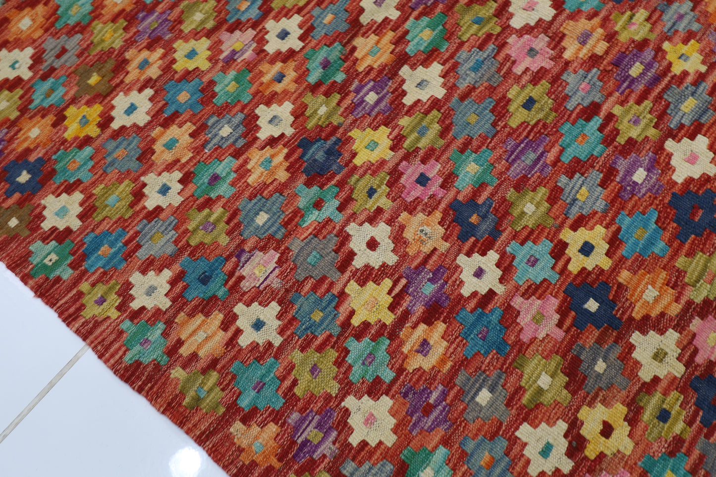 133 x 170 cm | Multicolor Wool Kilim Area Traditional Hand Woven Oriental Carpet