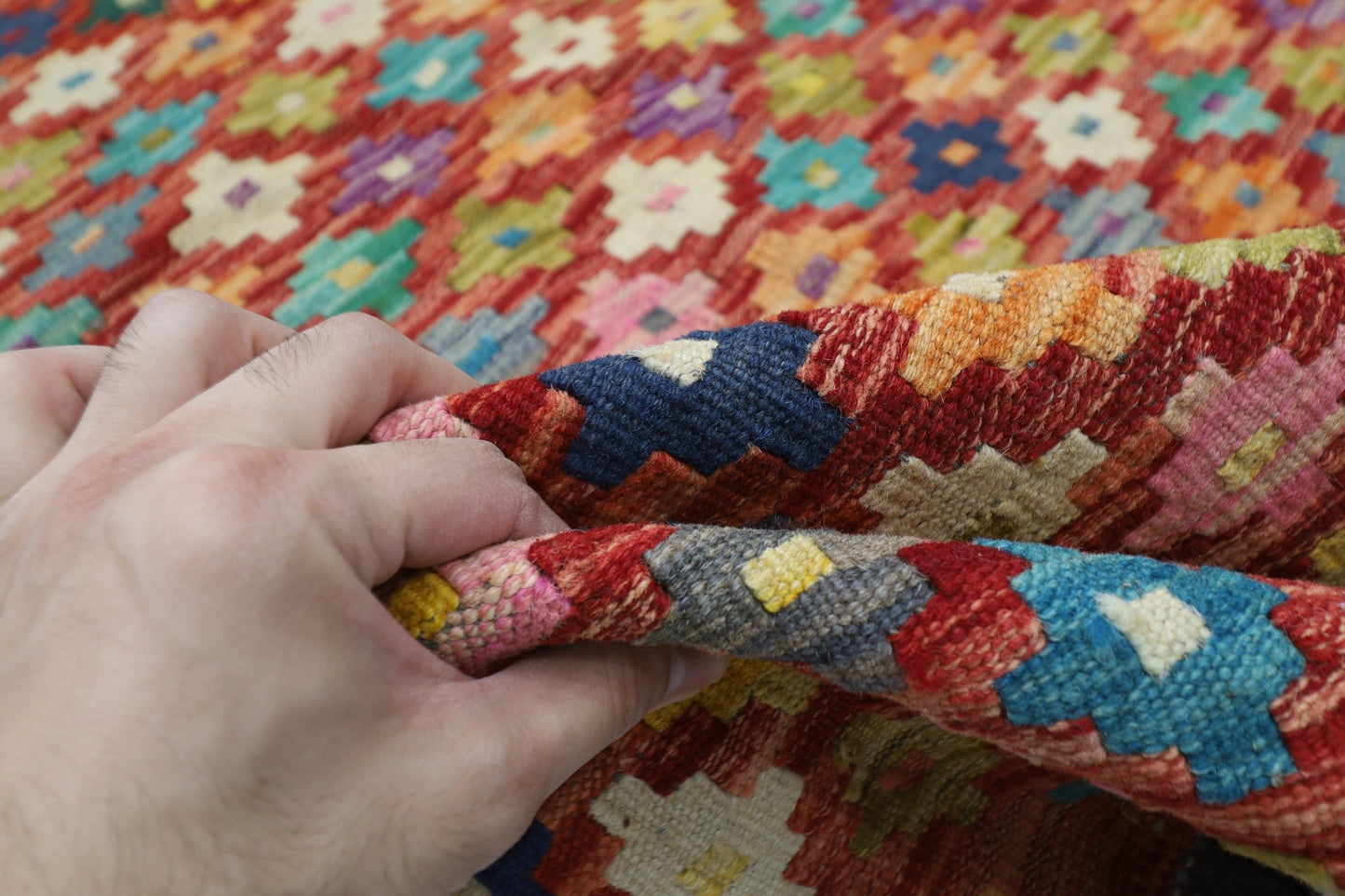 133 x 170 cm | Multicolor Wool Kilim Area Traditional Hand Woven Oriental Carpet