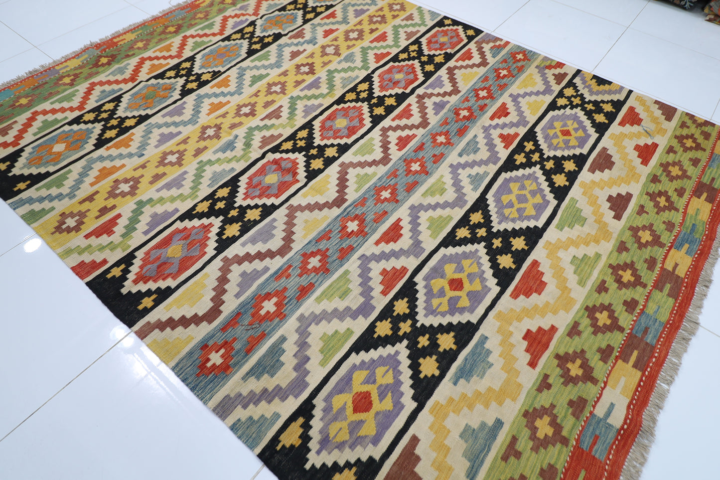 238 x 295 cm | Multicolor Wool Kilim Area Traditional Hand Woven Oriental Carpet