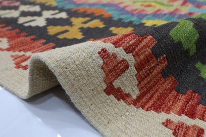 172 x 251 cm | Multicolor Wool Kilim Area Traditional Hand Woven Oriental Carpet