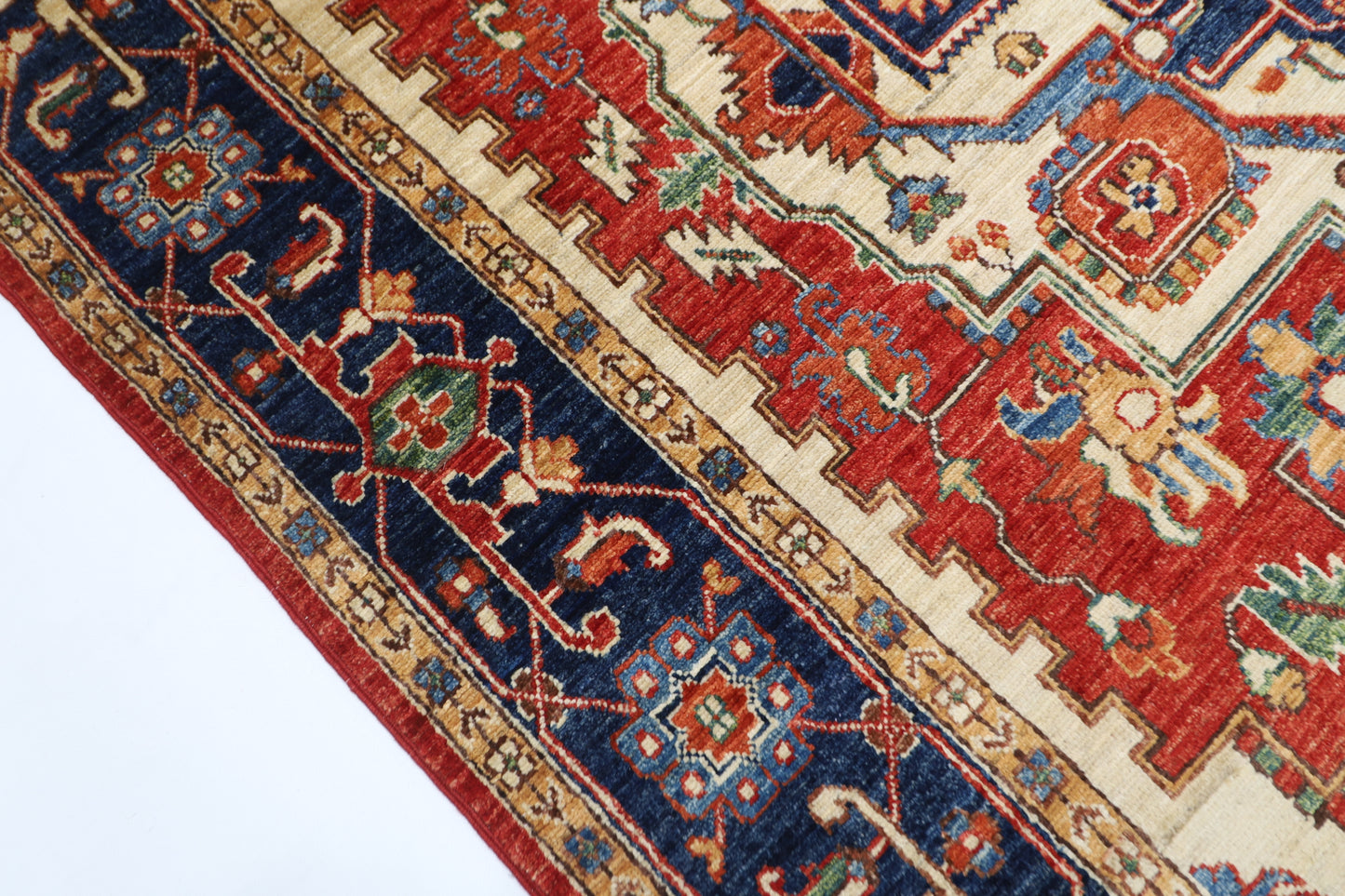 167 x 244 cm | Heriz Red Oriental Area Rug Afghan Hand Knotted Veg Dye Wool carpet