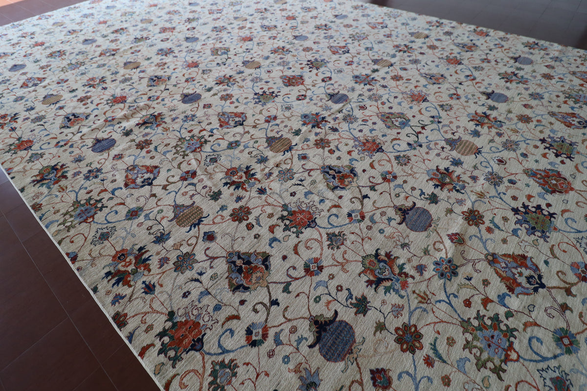 418 x 696 cm | Large Sultani Design Hand Knotted Wool Afghan Carpet