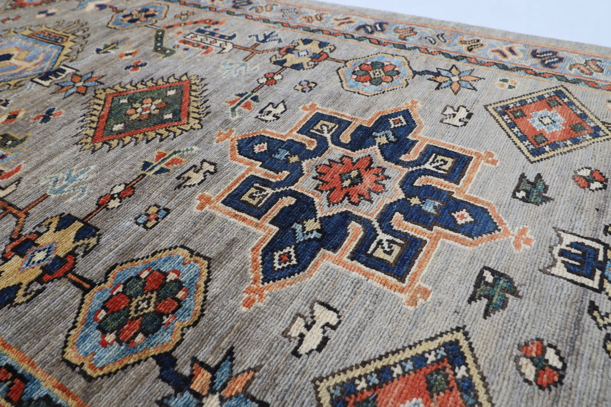 245 x 301 cm | Alfombra afgana de lana teñida con vegetales anudada a mano diseño Kawros
