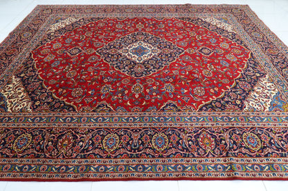 303 x 397 cm | Heriz Tribal Hand Knotted Carpet