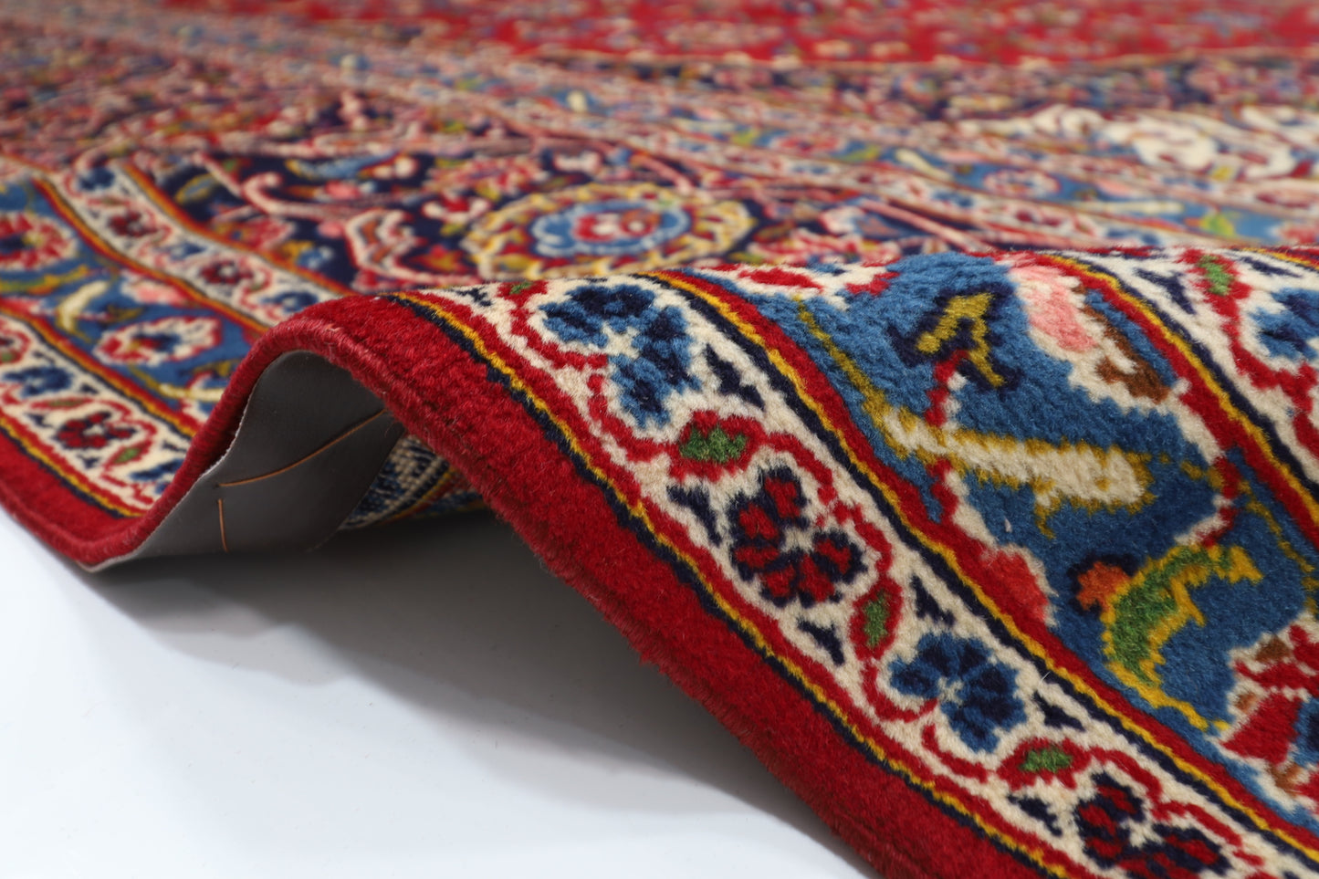 303 x 397 cm | Heriz Tribal Hand Knotted Carpet