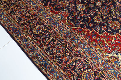 291 x 401 cm | Heriz Tribal Hand Knotted Carpet