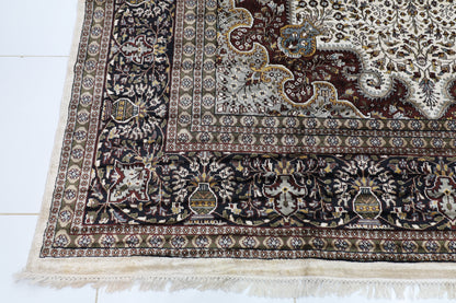 268 x 406 cm | Heriz Bamboo Silk Hand Knotted Carpet